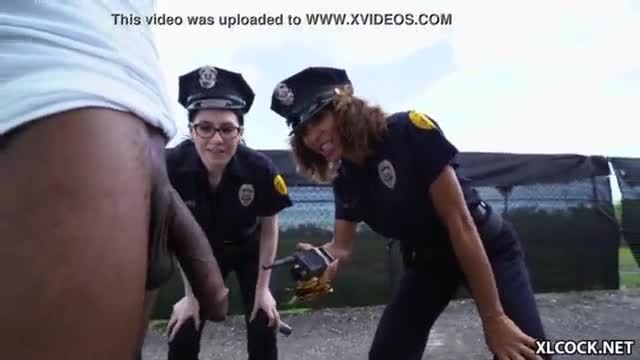 Black stud banged lyla lali and norah gold all over their patrol car